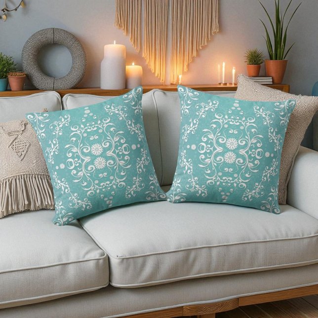 Coussin Aqua sarcelle et damas floral blanc (Créateur téléchargé)