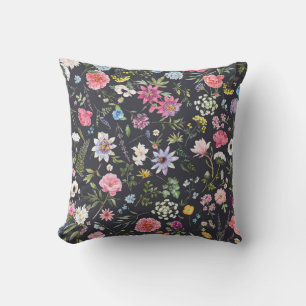 Coussin Aquarelle Florale : Motif d'été doux.