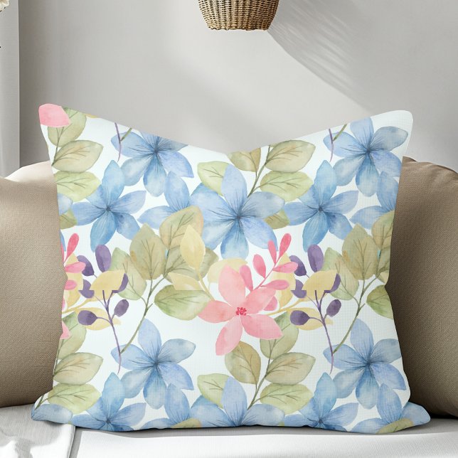 Coussin Aquarelle Florale Rose Et Bleu Pastel Vert Clair (Créateur téléchargé)