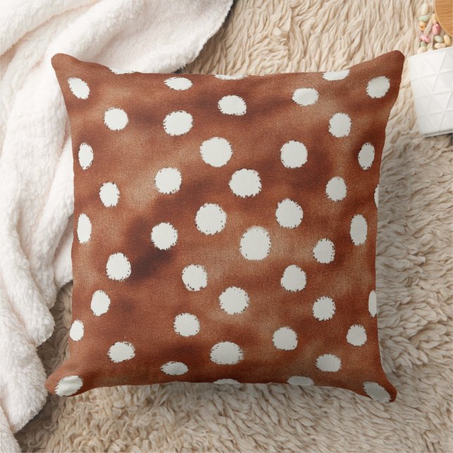 Coussin Aquarelle Pointe Polka dans Café Brown et blanc (Couverture)
