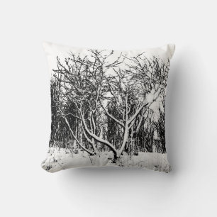 Coussin Arbres et scène de neige, noir et blanc