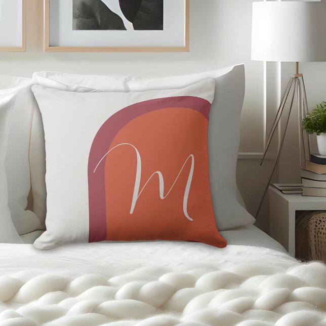 Coussin Arche rose magenta élégant orange avec Monogramme (Personalize this stylish throw pillow with your monogram initial.)