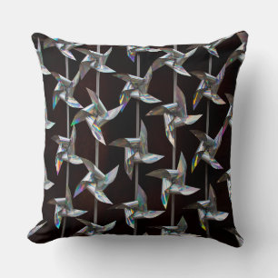 Coussin Argent iridescente mouvement torsion puissance du
