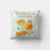 Coussin Arrivée de bébé dans les bois Nouveau-né (Recto)