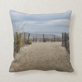 COUSSIN AUTOMNE À LA PLAGE