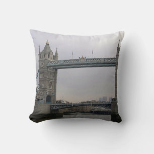 Coussin avec Tower Bridge au-dessus de la Tamise
