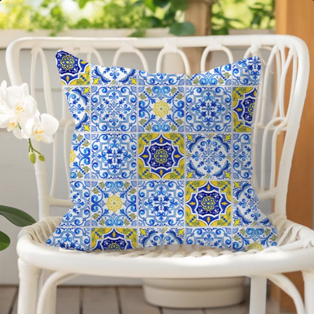 Coussin Azulejos Tile Pattern Blue White Yellow (Créateur téléchargé)