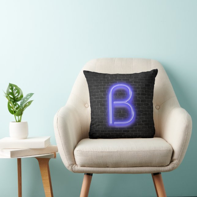Coussin B initial en éclairage néon sur brique   (Chaise)