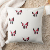 Coussin baby cushion with butterfly. (Couverture)