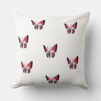 Coussin baby cushion with butterfly.
