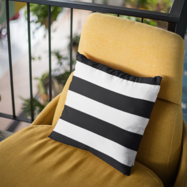 Coussin Bandes noires (Créateur téléchargé)