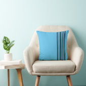 Coussin Bandes noires avec arrière - plan bleu (Chaise)