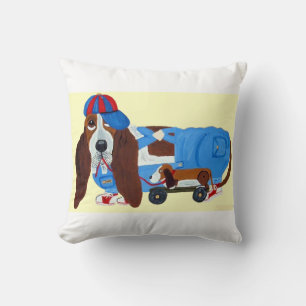 Coussin Basset Hound avec jouet à tirer