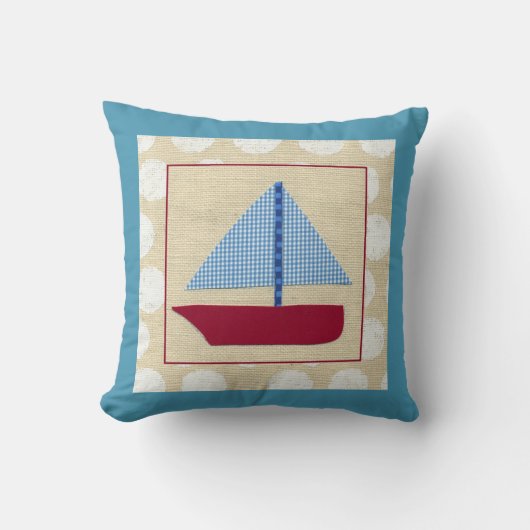 Coussin Bateau à voile pour enfants par Chariklia Zarris (Recto)
