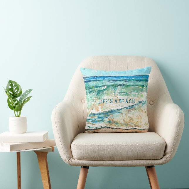 Coussin Beach House Côté artisanat Vie de Plage (Beach House Coastal Artwork Life's A Beach Throw Pillow from Jenn Steffen, Jenn's Emporium. )