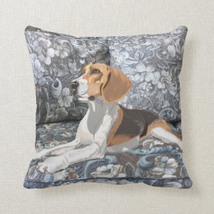 Coussin Beagle magnifique s'asseyant