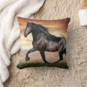 Coussin Beau Cheval Noir (Couverture)