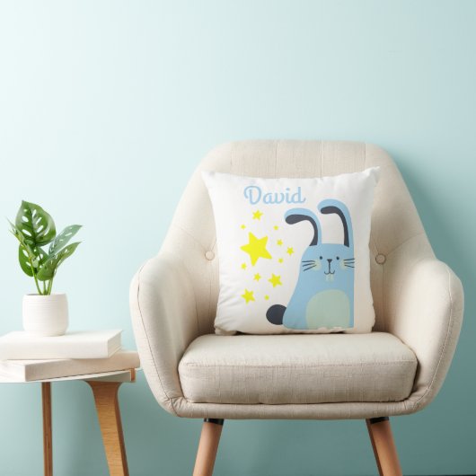 Coussin Beau dessin animé bleu lapin bébé garçon avec nom (Chaise)