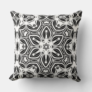 Coussin beau nom traditionnel noir et blanc rond