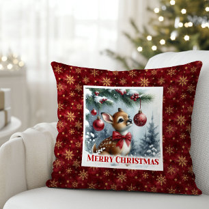 Coussin Bébé cerf idyllique en forêt enneigée à Noël