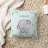 Coussin bébé éléphant gris et lapin (Couverture)