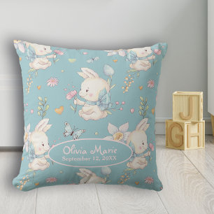 Coussin Bébé lapin et fleurs Nursery personnalisée