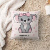 Coussin Bébé rose Koala Ours (Couverture)