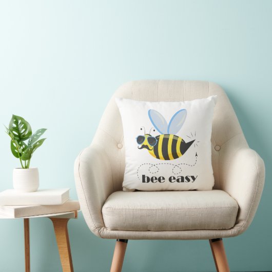 Coussin Bee caractère avec mustache lunettes de soleil Bee (Chaise)
