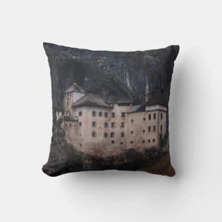 COUSSIN BEIGE ET BÉTON NOIR