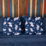 Coussin Belle bande dessinée éléphants motif sur bleu mari<br><div class="desc">Des éléphants roses et gris,  mignons,  de style dessin animé,  dans un motif transparent sur un arrière - plan bleu marine.</div>