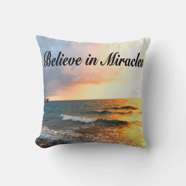 COUSSIN BELLE CROYANCE EN MIRACLES SCELER DESIGN (Recto)