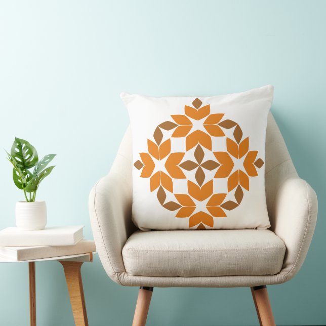 Coussin belle fleur brun pétale (Chaise)