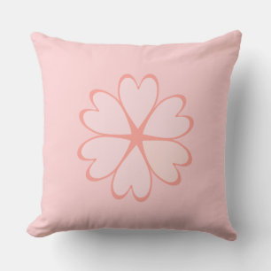 Coussin Belle Fleur de Coeur sur Fond Rose Clair