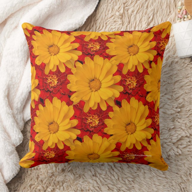 Coussin Belle Médaille de Fleurs de Marigold Jaune Rouge (Couverture)