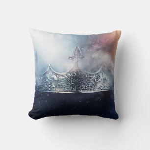 Coussin Belle reine et couronne royale