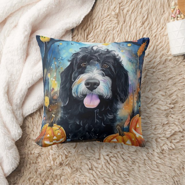 Coussin Bernedoodle Halloween avec citrouilles effrayant (Couverture)