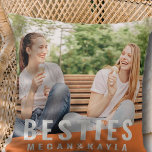 Coussin Besties Forever Meilleurs Amis BFF Modern Chic Pho<br><div class="desc">Ce design simple et moderne est composé de typographie sans serif. Ajoutez une photo personnalisée de vous et de votre meilleur ami.</div>