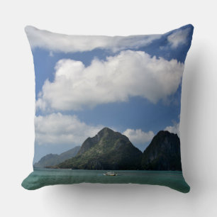 Coussin Between beach and hills, the beauty of El Nido