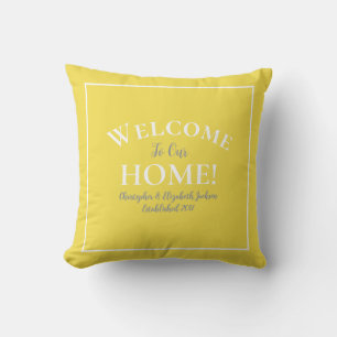 Coussin Bienvenue à la maison calligraphie chic jaune gris