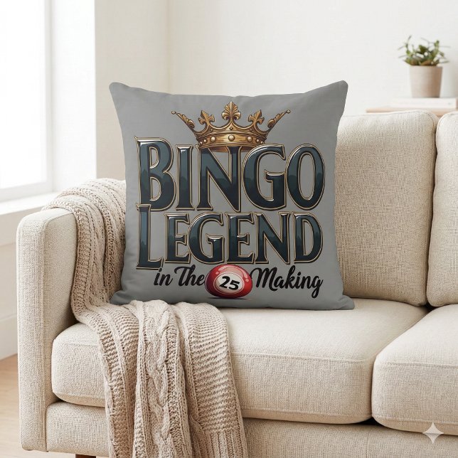 Coussin Bingo Légende couronnée dans la typographie rétro  (Bingo Legend Crowned in Gold Retro Typography Throw Pillow Mockup A)