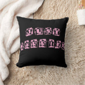 Coussin Black Pink vient de se marier (Couverture)