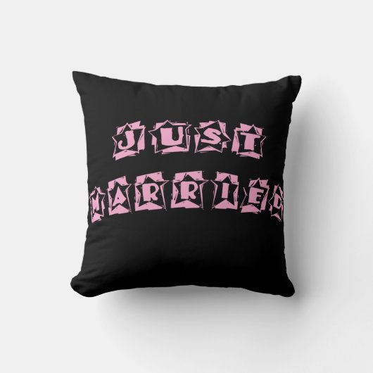 Coussin Black Pink vient de se marier (Recto)