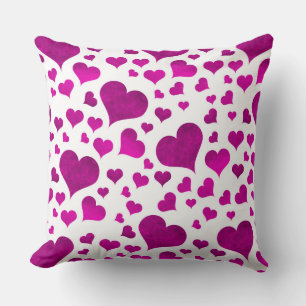 COUSSIN BLANC AVEC COEURS PURPLES ÉPARPILLÉS