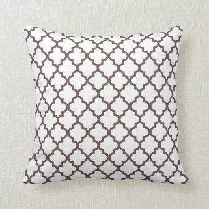 Coussin blanc Brown de motif de trellis