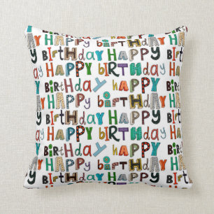 Coussin blanc de joyeux anniversaire