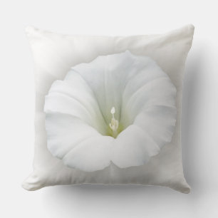 Coussin blanc et gris