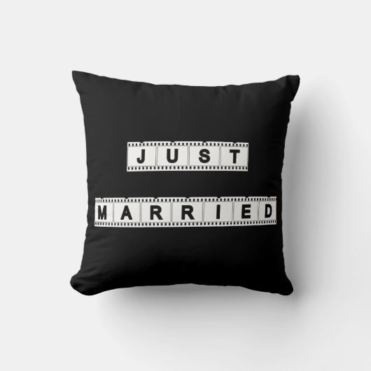 Coussin Blanc Noir Juste Marié (Recto)