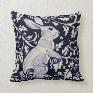Coussin Bleu blanc lapin debout lièvre Bunny Chinoiserie