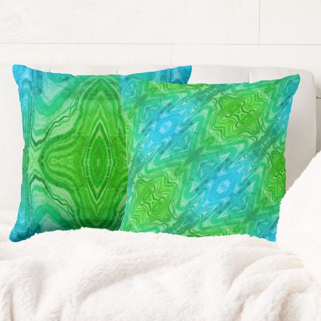 Coussin Bleu clair et vert Boho Chic Abstrait (Créateur téléchargé)