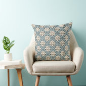 Coussin Bleu pastel et blanc aspect crochet (Chaise)